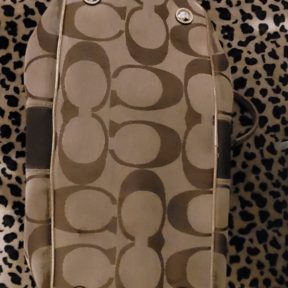 Coach purse - Picture 3 of 5